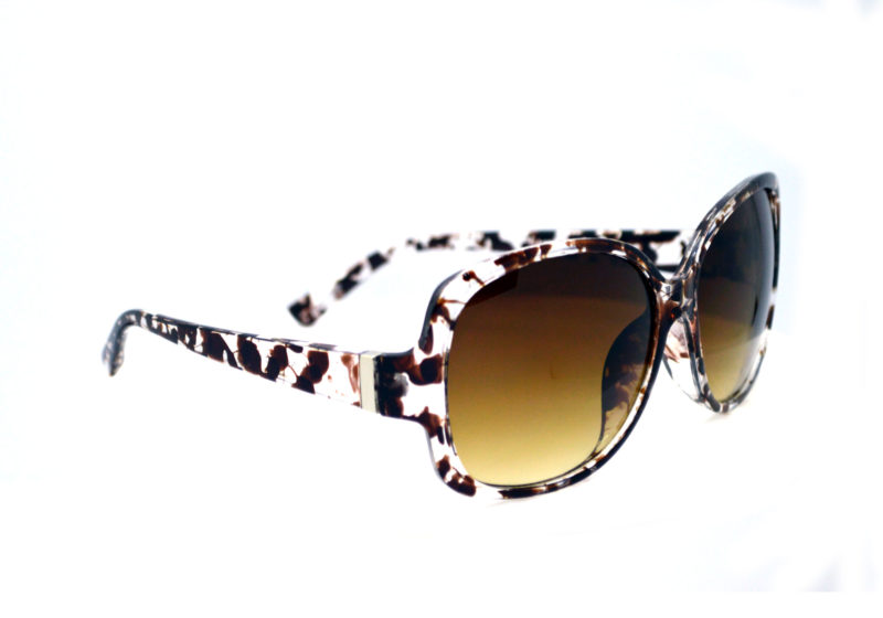 Shady Tortoise Print Butterfly Sunglasses with Gradient Tint 1